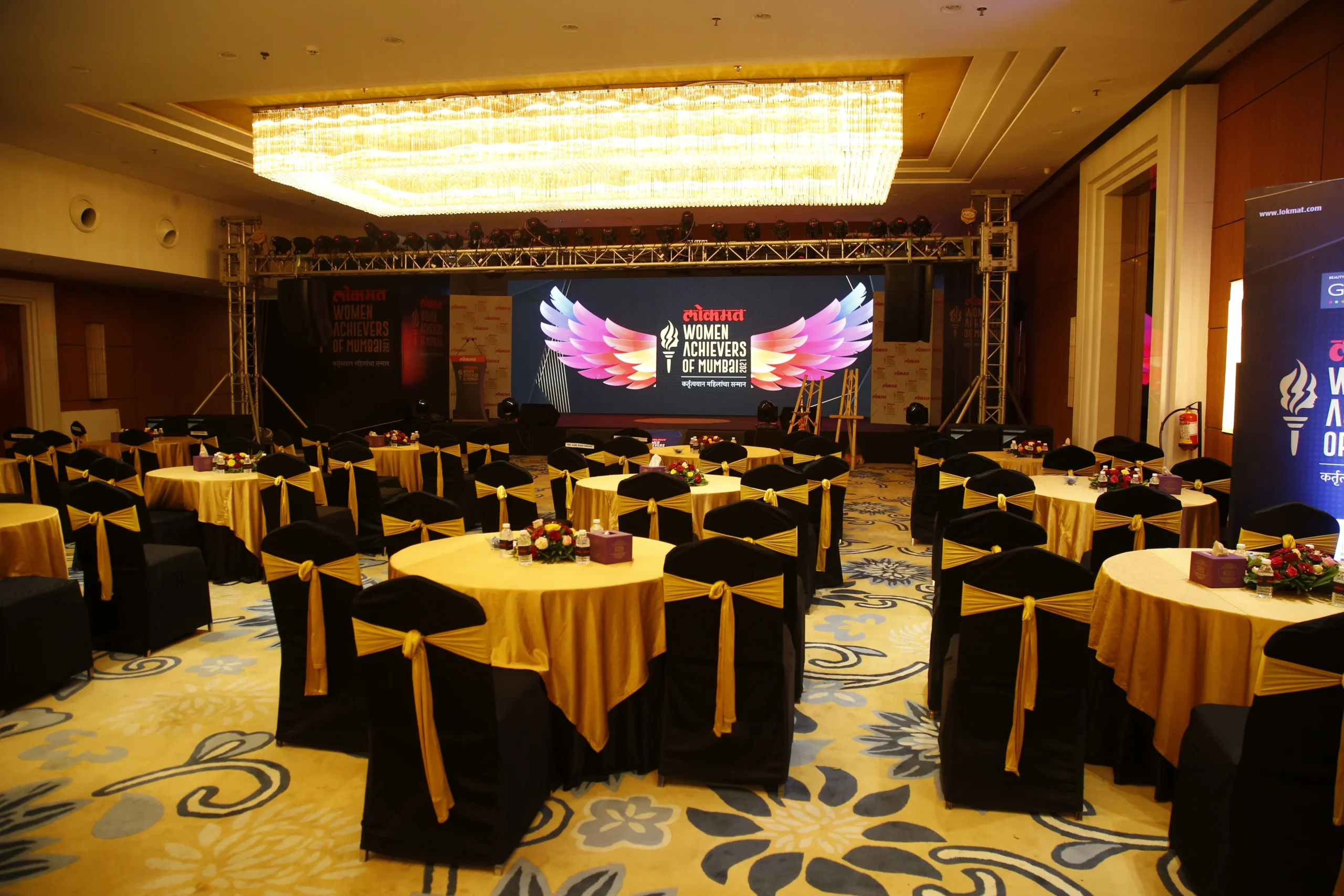 Indoor event venues for corporate parties